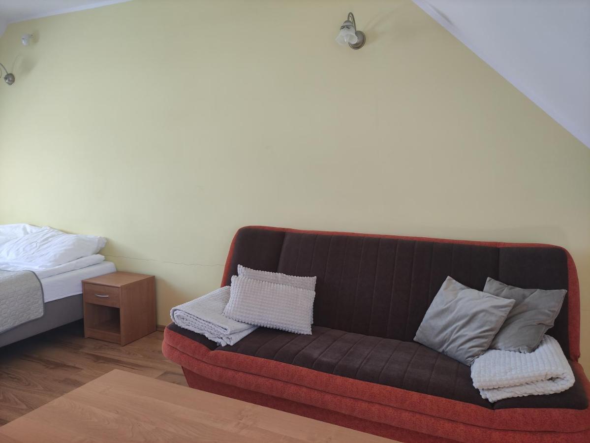 Apartament Pod Lasem Police Exterior foto